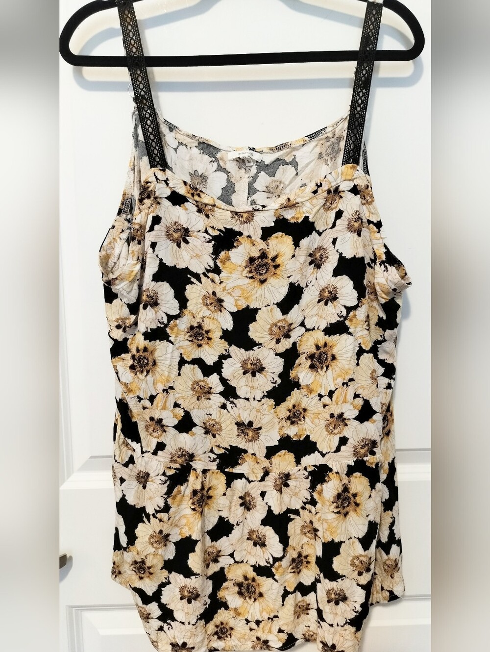 Maurices Women's 3X Floral Peplum Tank Top with Black Crochet Lace Straps